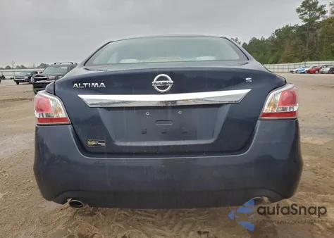 2015 Nissan Altima 2.5 z USA, uszkodzony, nr VIN 1N4AL3AP7FC418416